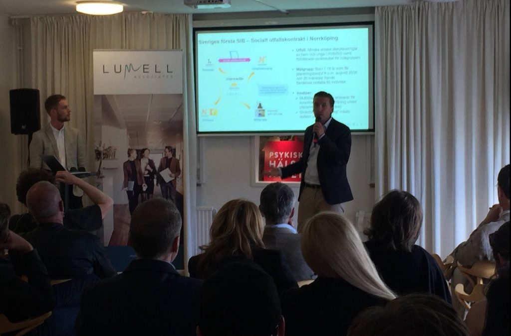 LUMELL DISKUTERAR SOCIALA INVESTERINGAR I ALMEDALEN